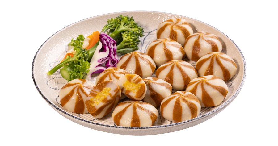 Fish Ball with Chicken and Mushroom Filling